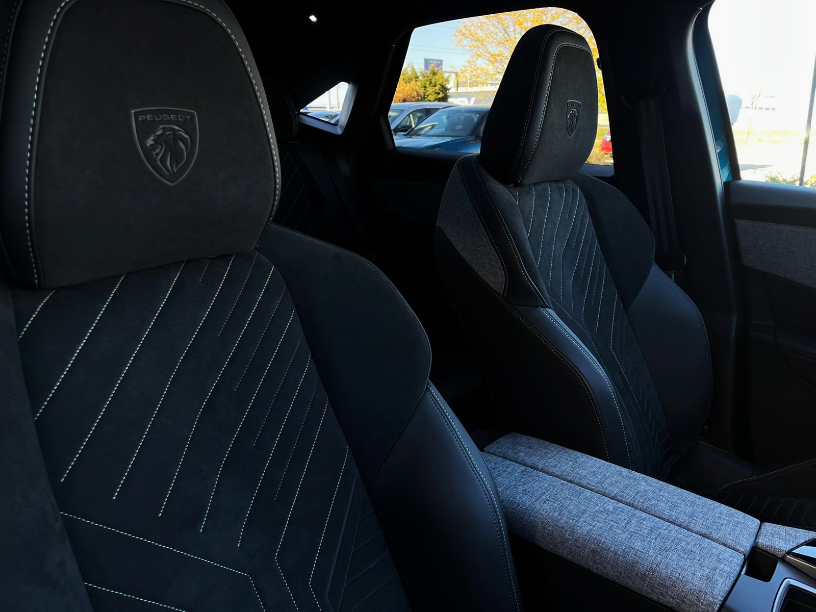 8fd8c190-dcf0-4261-b750-f2741ce39209