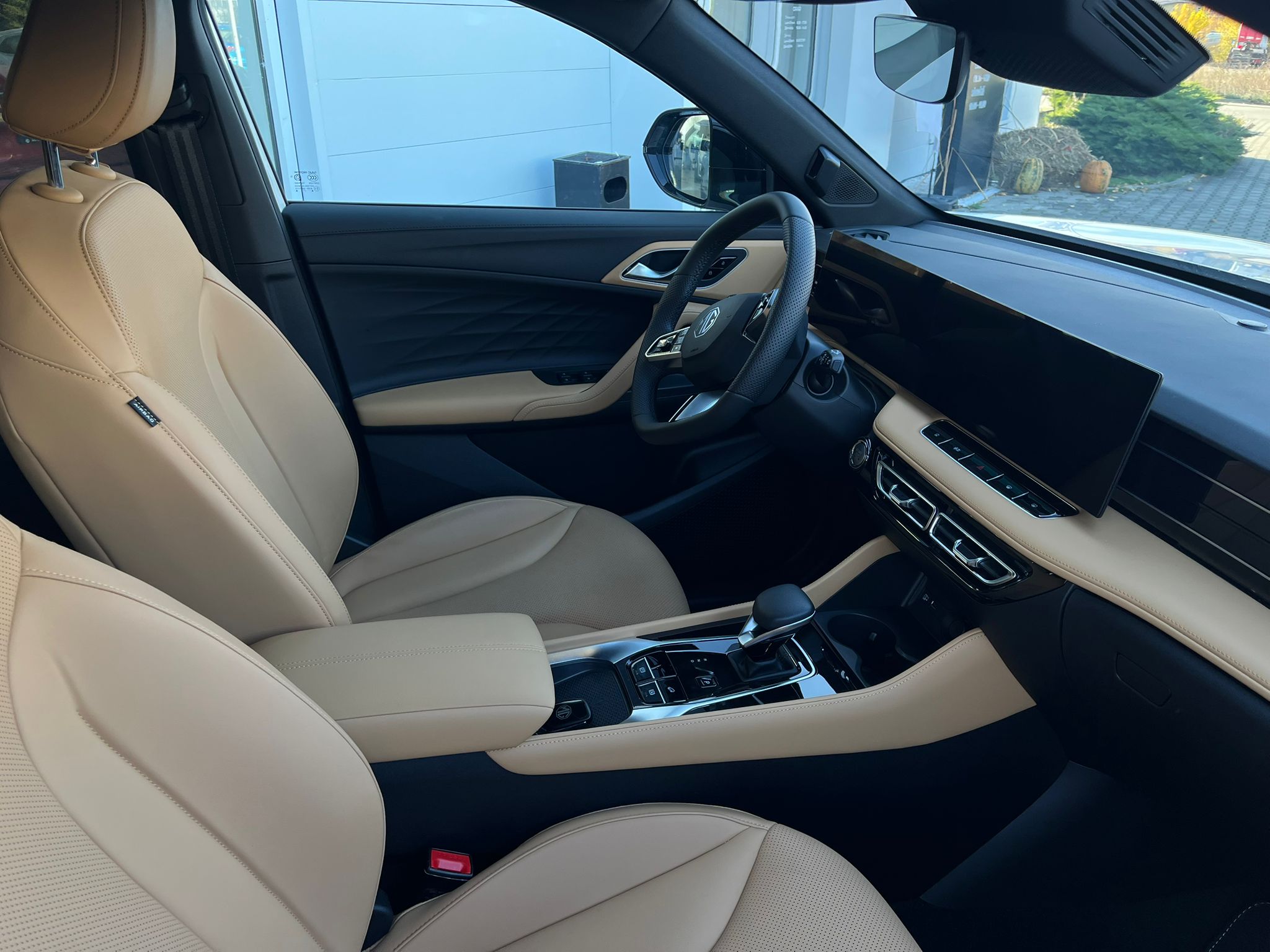 c19372a4-af71-4424-b2f6-c1c7063f0d14