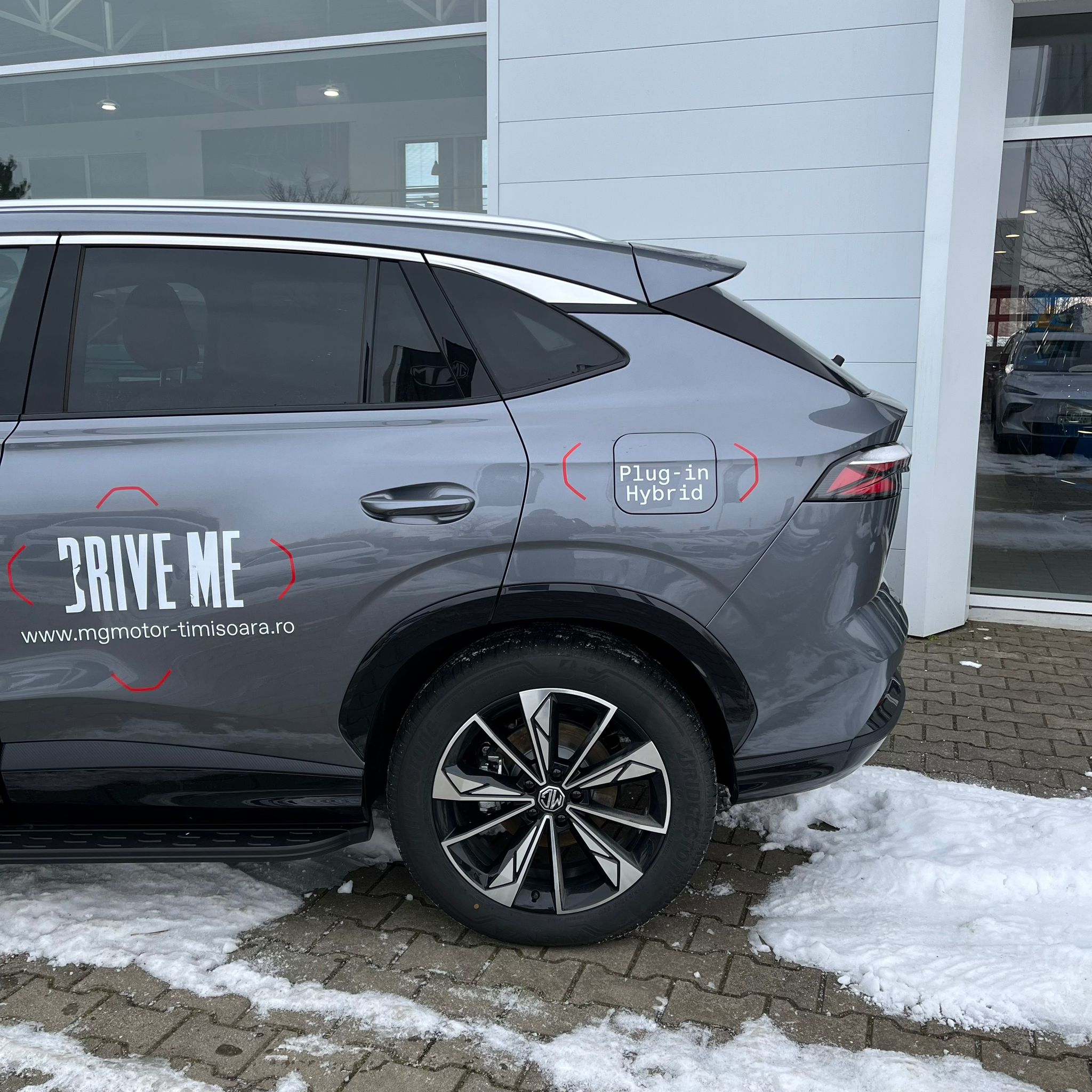 ccac493b-eaad-4097-978d-f3dccd703645