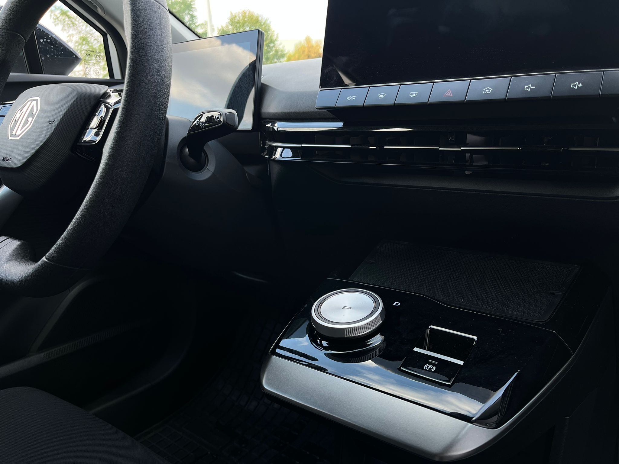 e4720d6b-74c8-4cf7-8ee5-ea676ffce913